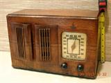 1933 Emerson Model 31 AW Broadcast/Short Wave (Wood)