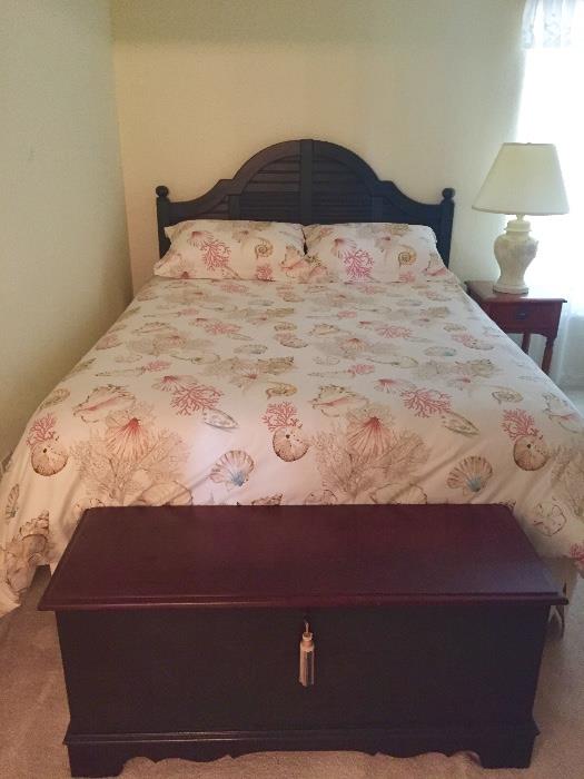 Queen Bed and Lane Cedar Blanket Chest