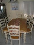 6 Ft Dining Room Table & 6 Chairs with Removable Leaf