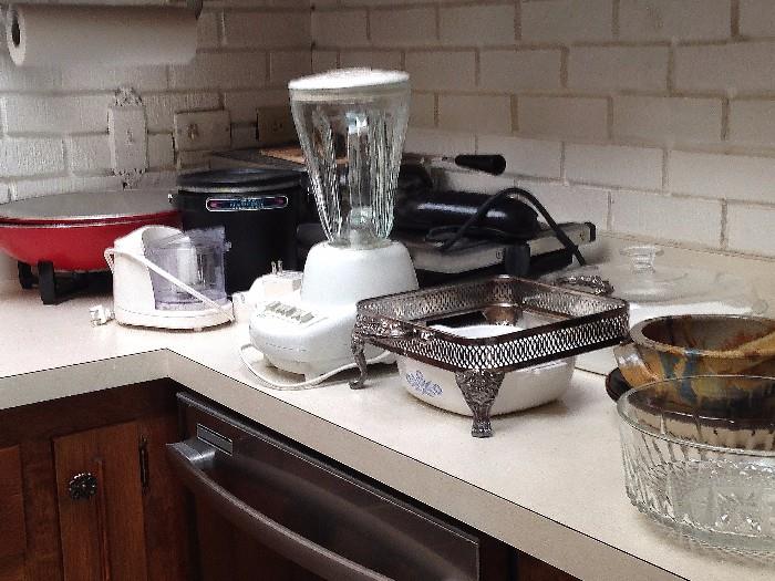 Small kitchen appliances, and  kitchenware