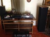 record player, CD player speakers, stereo, 80s cassette boom box (like new)