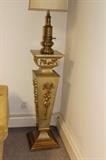 Pedestal & Lamp