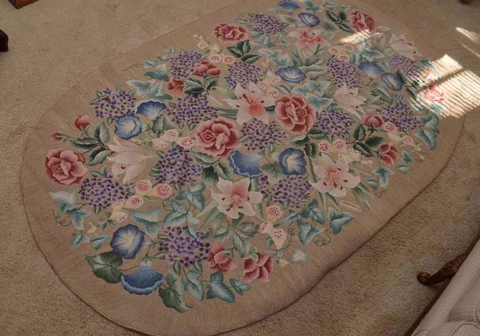 Sibyl Osicka Traditional Hand Hooked Rug with Gorgeous Floral Design