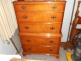 maple dresser