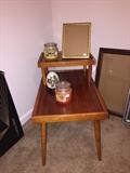 Great Mid Century end table 
