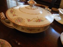 2 Piece covered dish