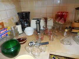 Pyrex Measuring Glass Cups, Sherbert Cups, Vintage Ice Cream Scoop