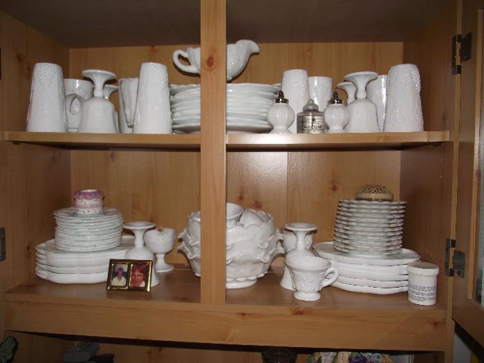LARGE COLLECTION OF MILK GLASS