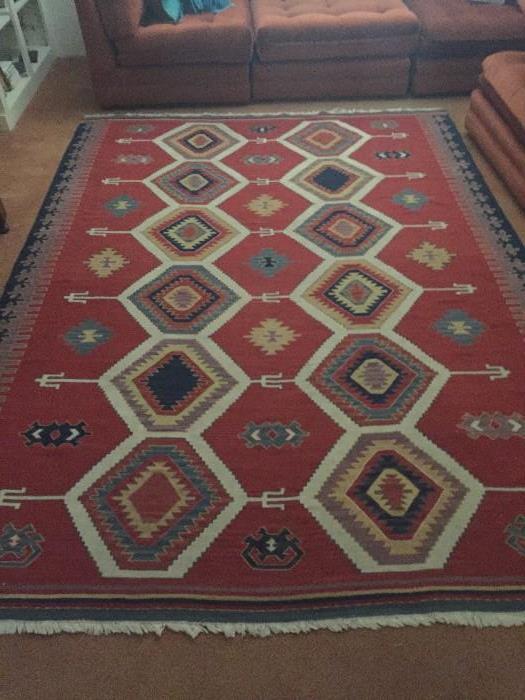 Beautiful Turkish Kilim flat weave carpet.