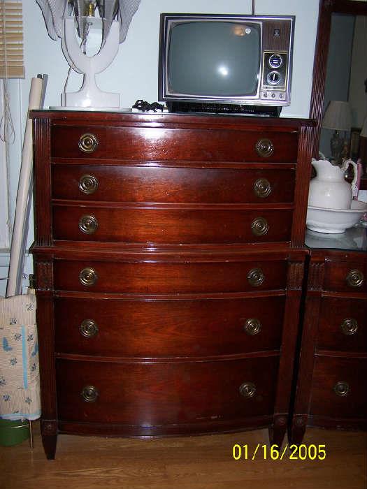 Chest of Drawers - Upstairs items
