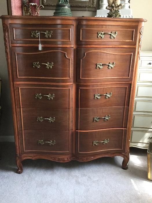 Cherry Drexel Chest of Drawers