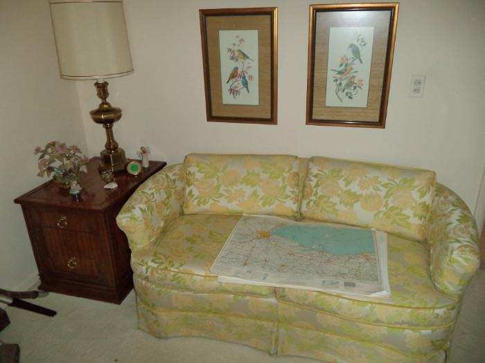 love seat, Kindel end table, brass lamp