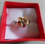 FDC024 One 14k Gold Flower Ring
