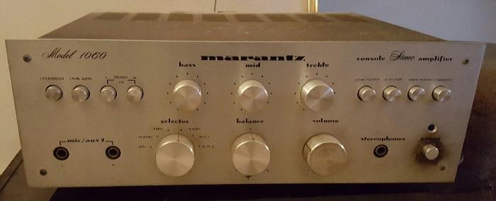 Vintage Marantz Model 1060 Stereo Amplifier