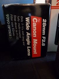 Canon Mount Wide Angle Lens 28mm F2.8