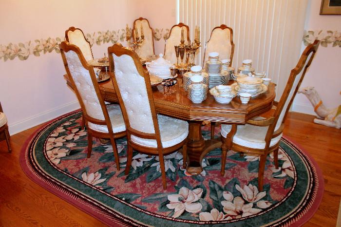 Flair Inc. for Hibriten dining table with 2 leaves and 8 chairs