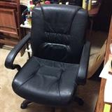 Tilt and swivel desk chair