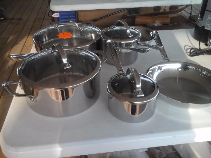 Cookware sets