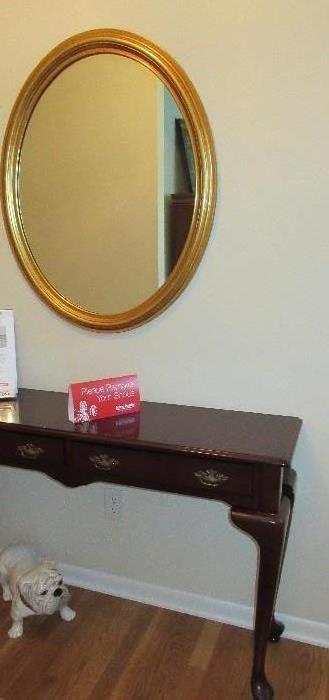 CHERRY SOFA TABLE / OVAL GOLD MIRROR