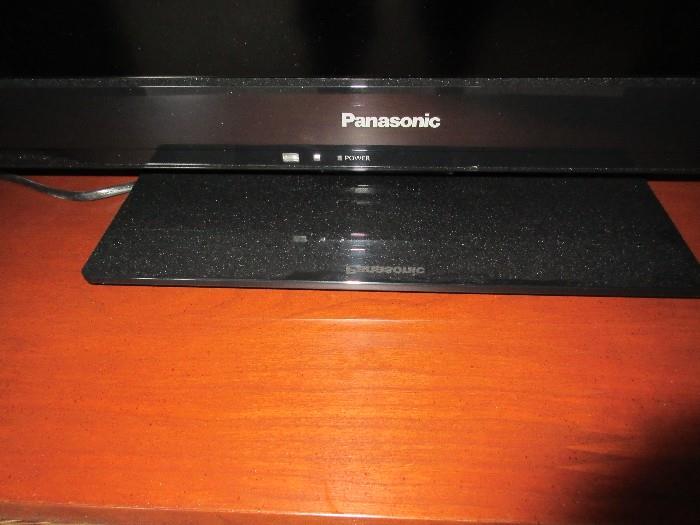 PANASONIC TV