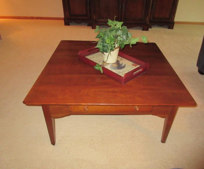 PINE SQUARE COFFEE TABLE