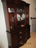 China cabinet/buffet