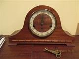 Mantel clock