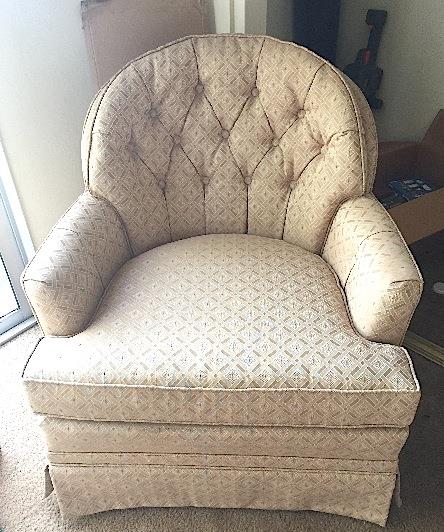 Tufted Upholstered Chair in excellent condition