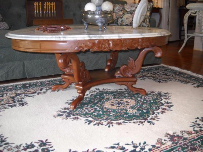 4 FOOT MARBLE TOP VICTORIAN COFFEE TABLE