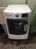 Maytag Maxima Front Load Washing Machine