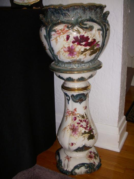 Impressive and lovely jardiniere and pedestal.