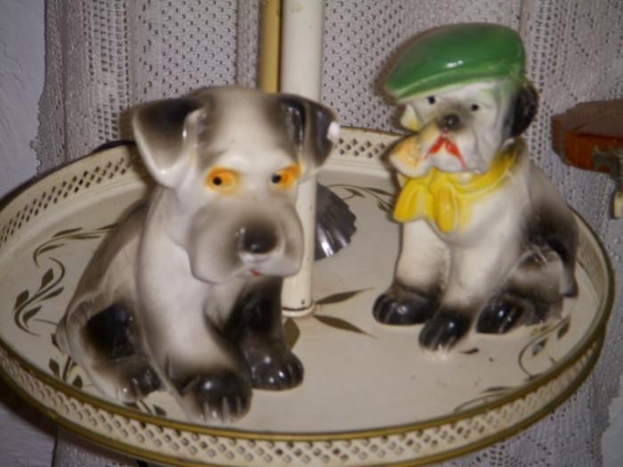 Plaster/chalkware puppies