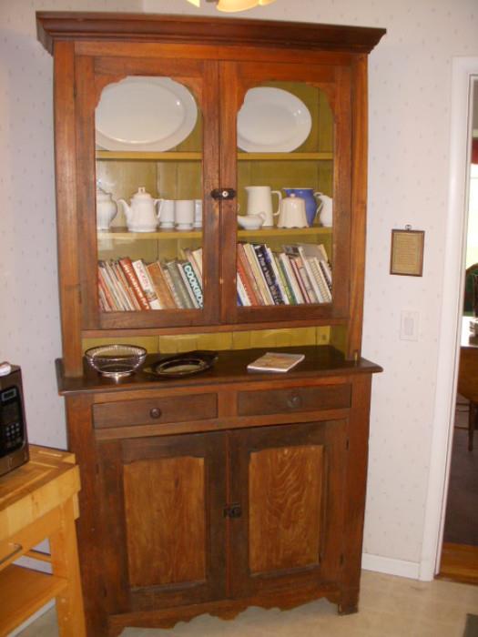 Front-view of nice step-back cupboard, Late 19th century