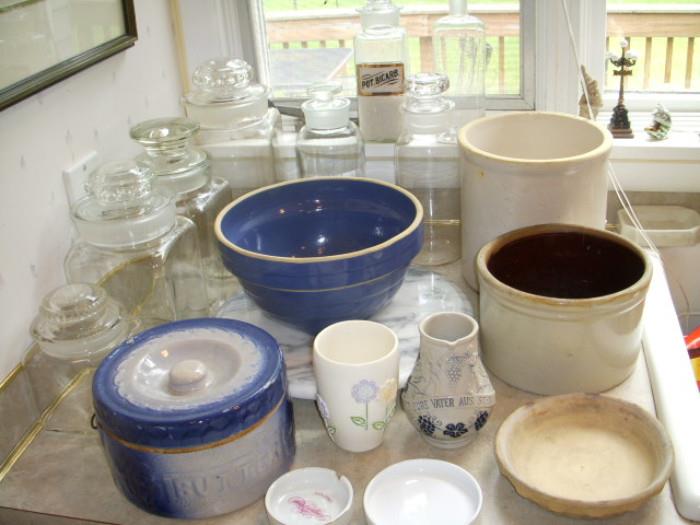 Stoneware, Ground stopper storage jars and apothecary bottles