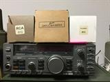 Kenwood Transceiver, large bulbs in box
