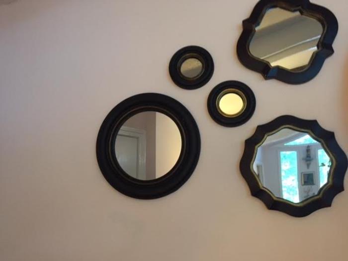 Set of black mirrors