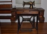 Vintage Singer Treadle Sewing Machine & Cabinet