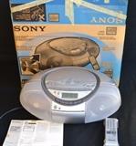 Sony CFD-S350 CD Player with CDR/RW Playback; with remote in original box