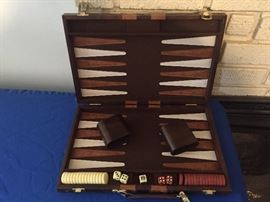 Backgammon set