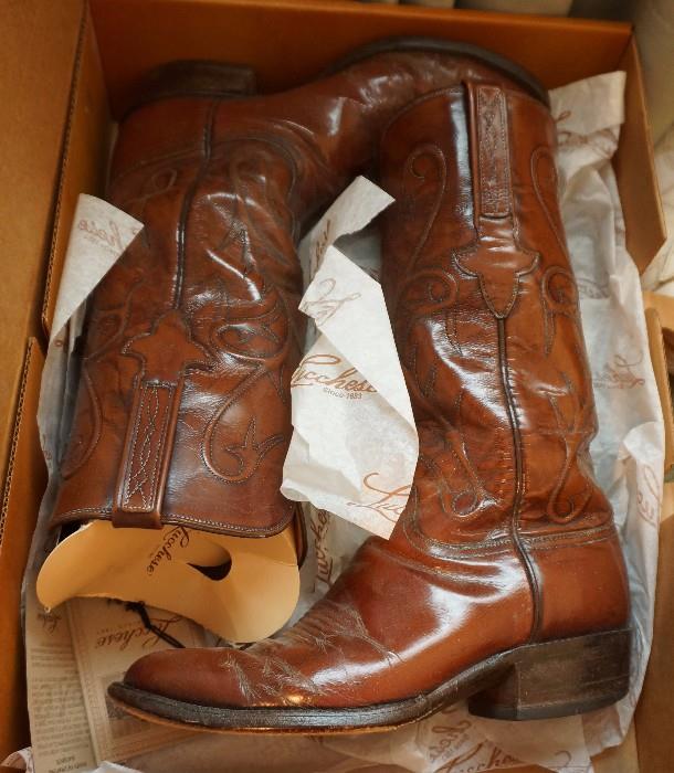 Lucchese boots size 7D