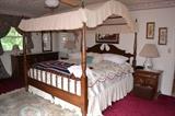 Four Poster/Canopy King Bed