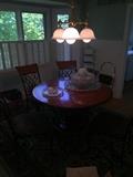 ROUND WOOD AND METAL CLAW FEET DINING ROOM TABLE WITH 4 CHAIRS