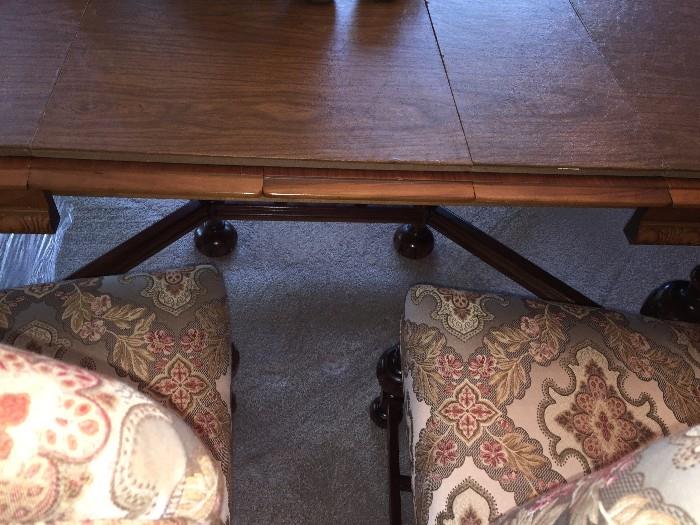 ANTIQUE HAND-CARVED FULLY RESTORED LONG TABLE WITH LEAVES AND REUPHOLSTERED CHAIRS