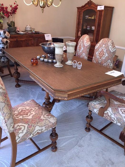 ANTIQUE HAND-CARVED FULLY RESTORED LONG TABLE WITH LEAVES AND REUPHOLSTERED CHAIRS