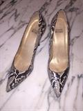 STUART WEITZMAN LIZZARD HEELS