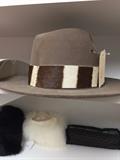 HUNTER HAT