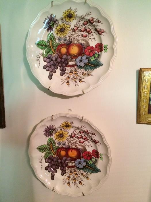 pair of Spode plates