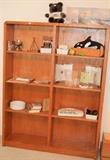shelving unit