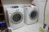 washer & dryer