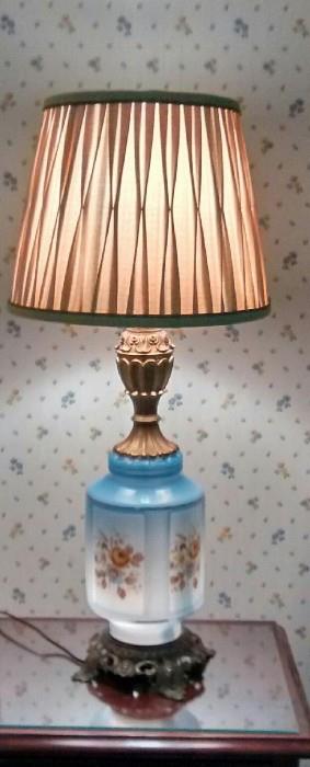 Vintage lamp, three way lighting